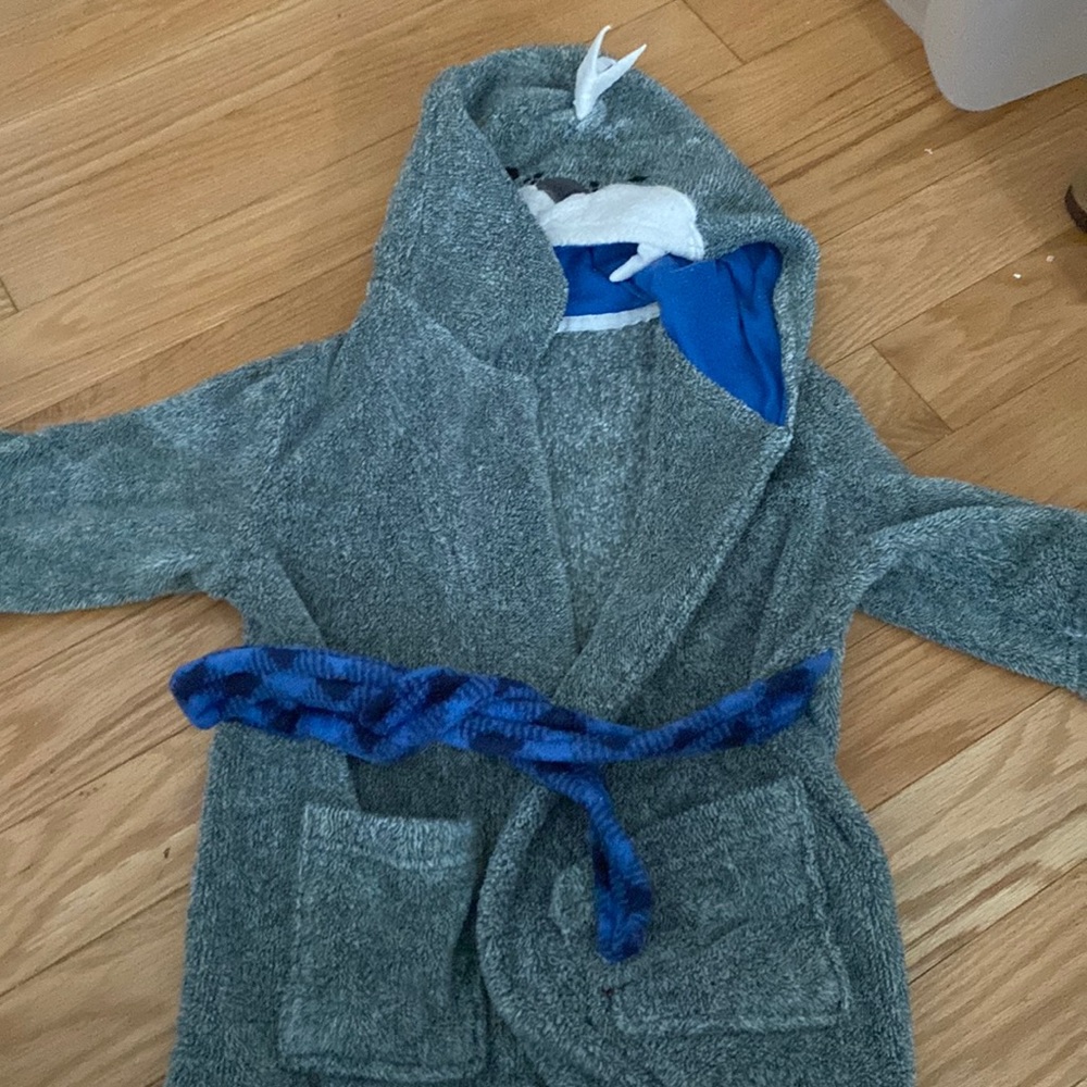 Cat and hack walrus bathrobe